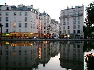 Hotel Le Robinet d'Or à Paris France