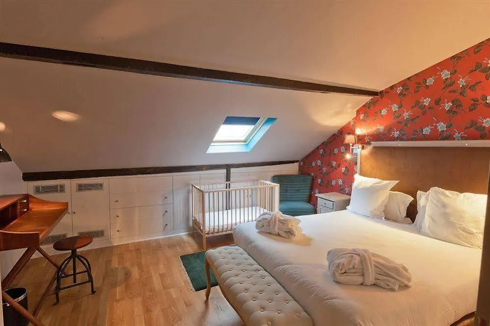 ***  Hotel Le Robinet d'Or à Paris France